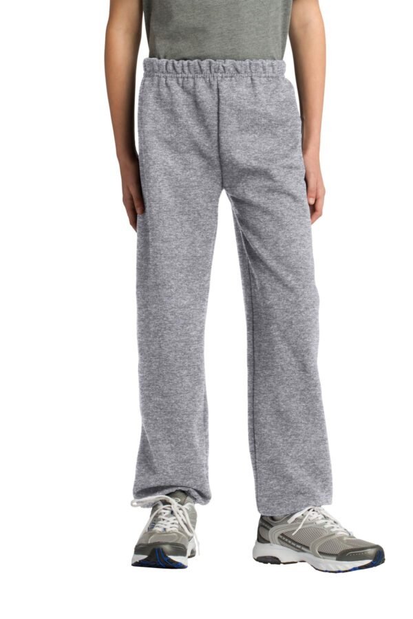 Gildan ®  Youth Heavy Blend Sweatpant. 18200B