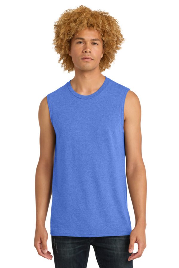 District ® V.I.T. Muscle Tank. DT6300
