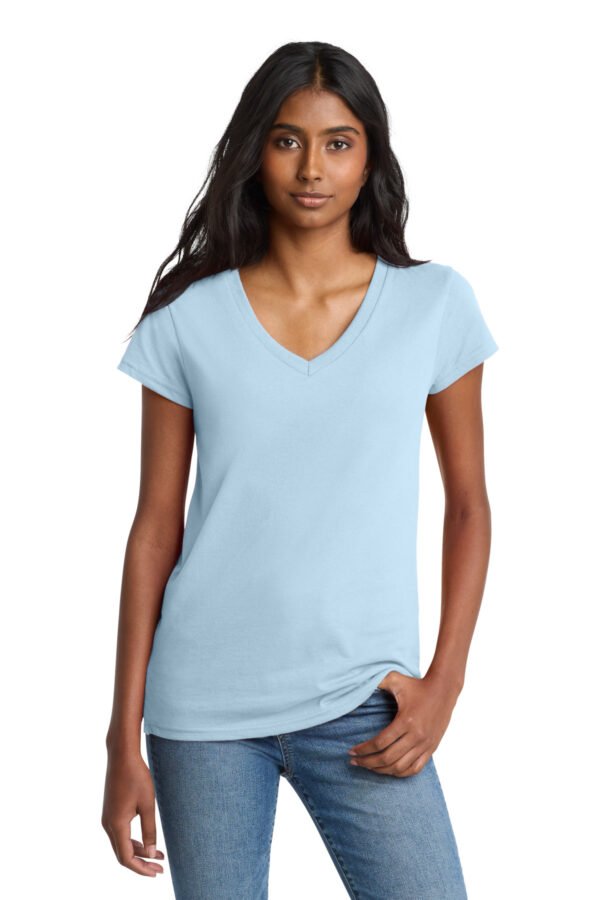 District  ®  Women's Re-Tee    V-Neck DT8001