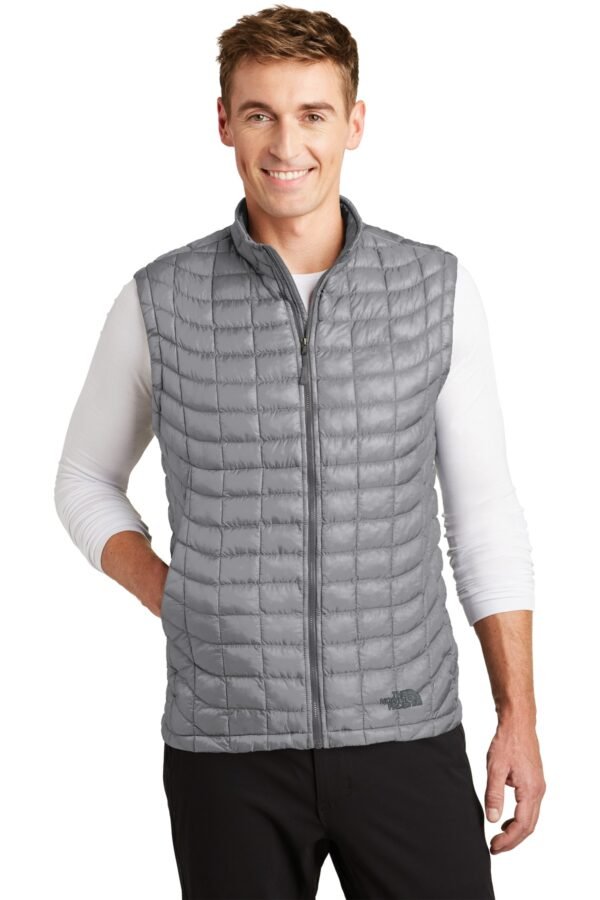 The North Face ® ThermoBall Trekker Vest. NF0A3LHD