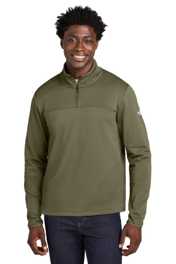The North Face ® Aim 1/4-Zip Fleece NF0A8ENJ