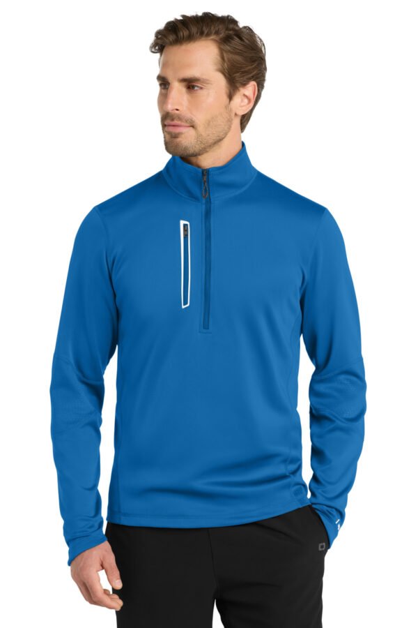 OGIO ® Fulcrum 1/4-Zip. OE701