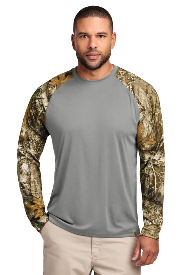 Russell Outdoors   Realtree ®  Colorblock Performance Long Sleeve Tee RU151LS
